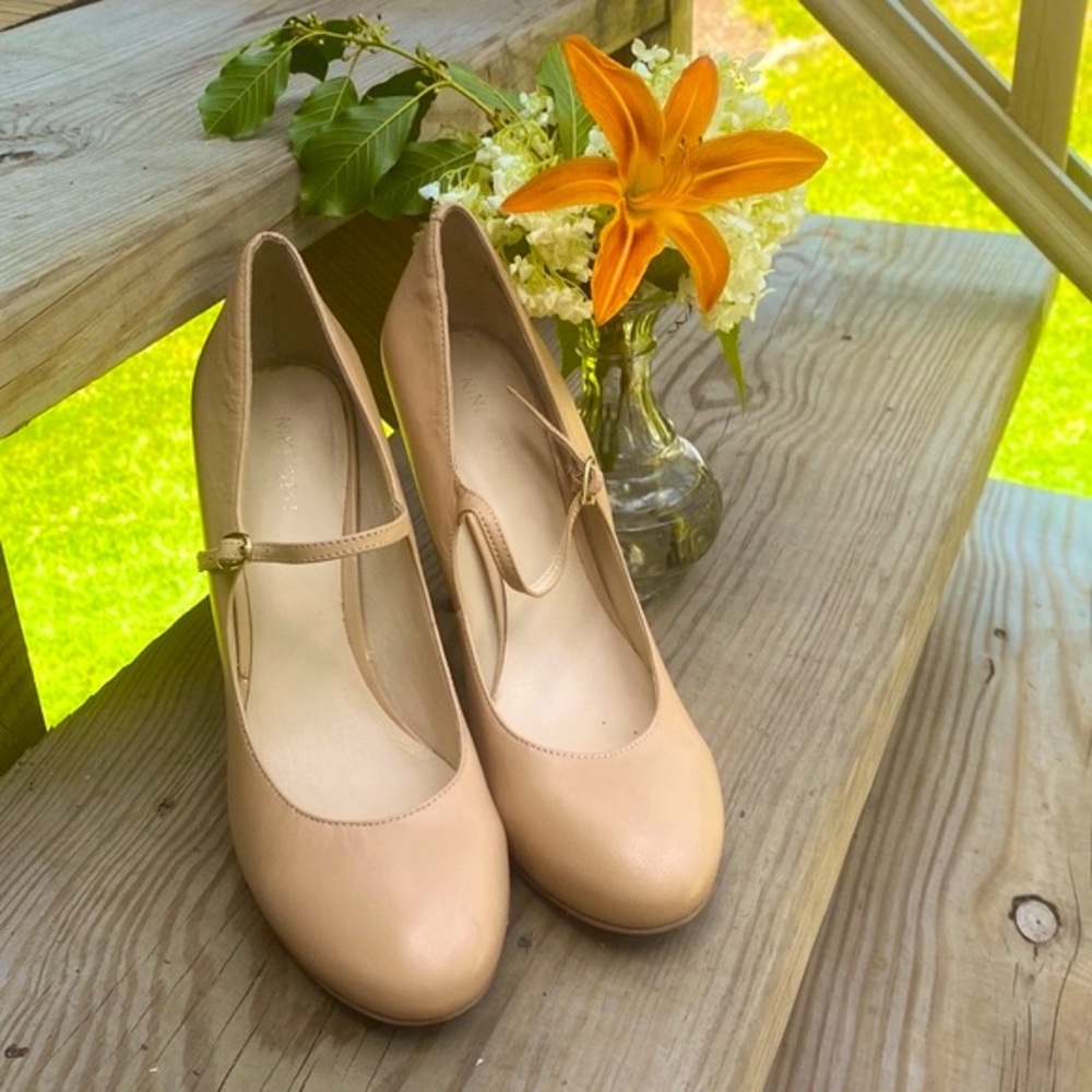 Nine West 4-1/2" High Heels, Camel, Size 9